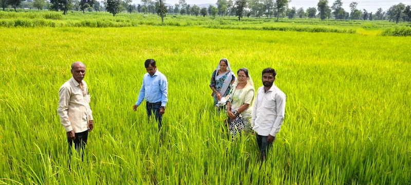कृषक चौपाल में प्राकृतिक खेती से कीट नियंत्रण की दी जानकारी