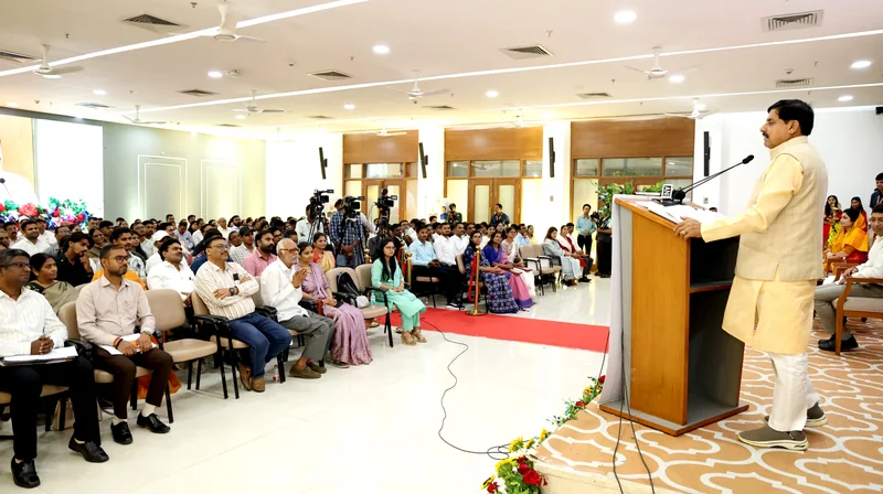 मध्यप्रदेश सरकार ने विगत एक वर्ष में उपलब्ध कराये है 85 हजार युवाओं को रोजगार और सेवा के अवसर: मुख्यमंत्री…